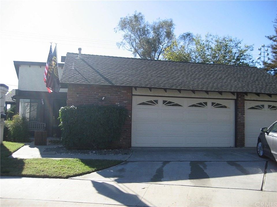 1st image of 704 E Fairway Dr