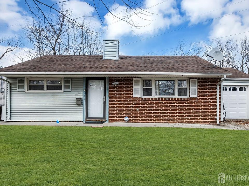 1st image of 120 Winthrop Rd