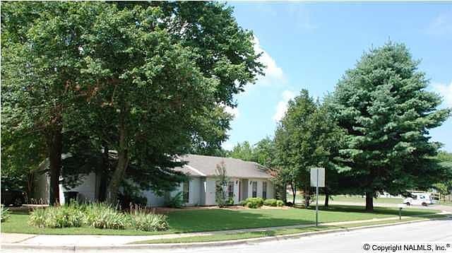Home for Sale in HUNTSVILLE, AL $169,900