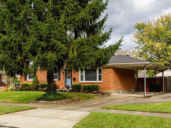3rd image of 4211 Lynnbrook Dr