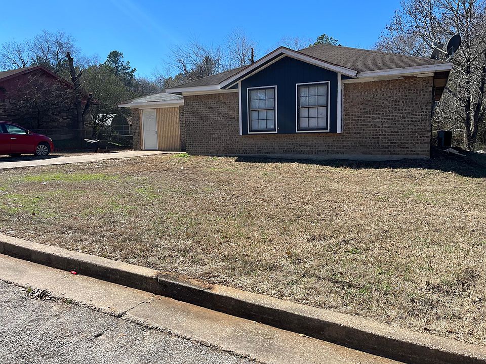1st image of 1001 Overstreet Cir