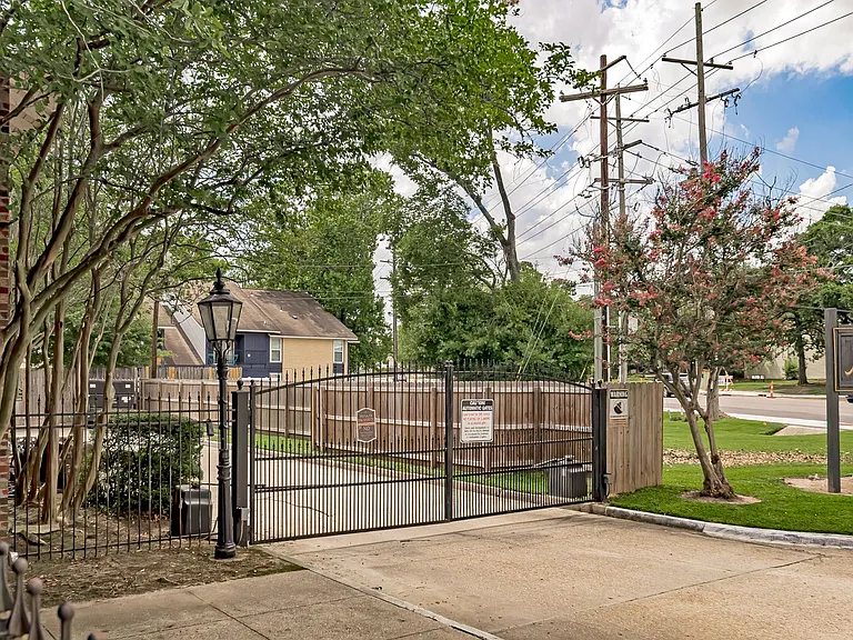 10426 Jefferson Hwy #H — Photo 15