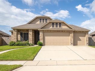 8209 Yosemite Dr, Corpus Christi, TX 78414