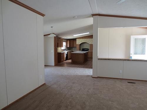 5th image of 3229 Majestic Dr