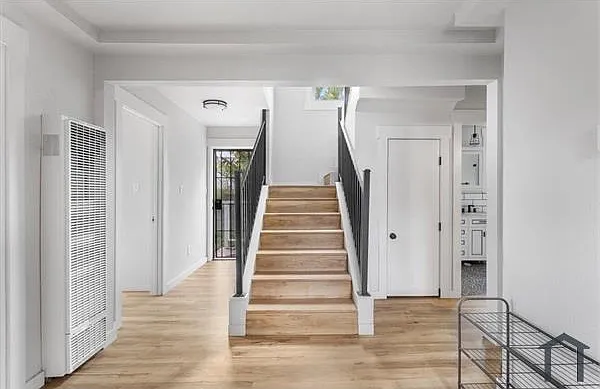 3031 Chestnut St — Photo 1