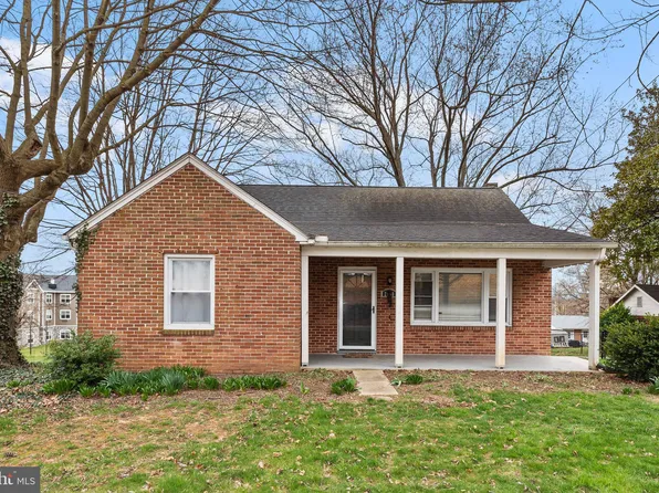 2180 Springwood Rd, York, PA 17403