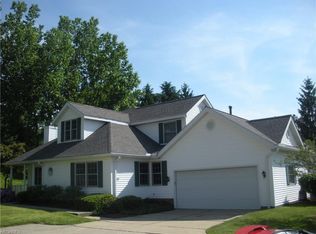 241 Steeplechase, Willoughby Hills, OH 44092