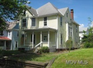 233 Oakwood Ave, Marietta, OH 45750