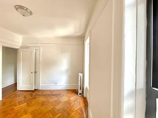 Rented by Pear NYC LLC | media 25