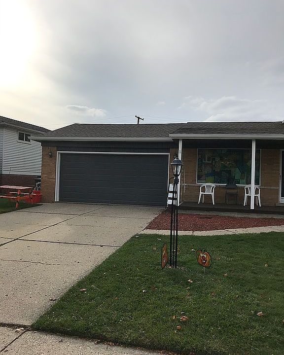 1st image of 14643 Melvin St