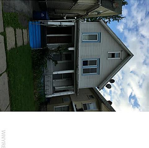 2nd image of 453 W Ferry St