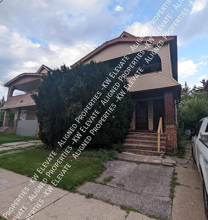 3395 W 117th St #3