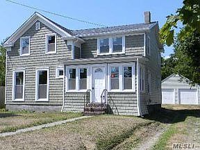 2nd image of 74 Bay Ave