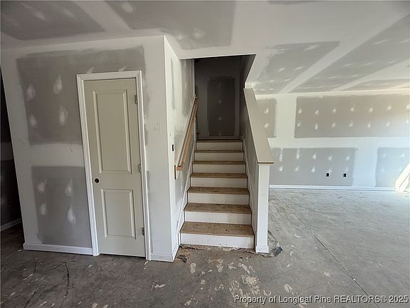 5th image of 5871 Panther Dr