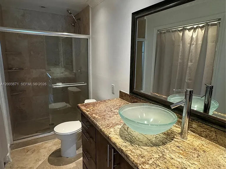 3920 Woodside Dr #2 — Photo 35