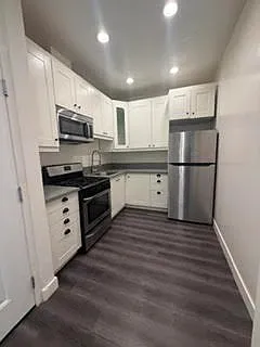 921 N West Knoll Dr #923.50 — Photo 3