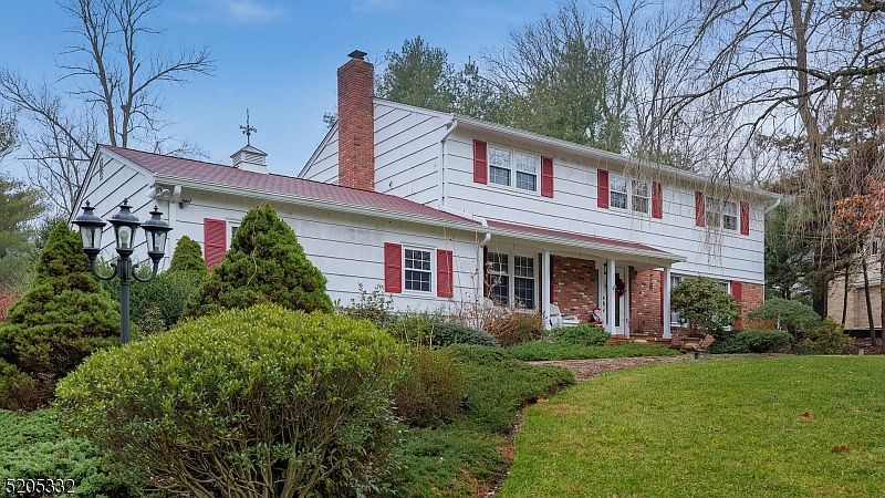 1st image of 65 Spencer Ln