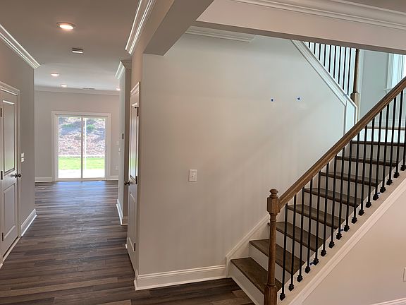 3rd image of 3207 Longleaf Estates Dr