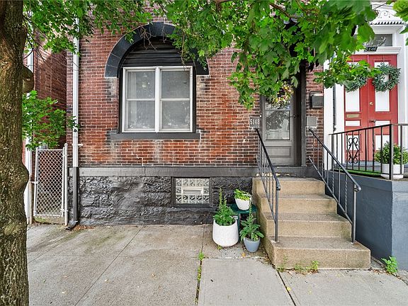 2nd image of 5148 Carnegie St