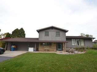 123 W Moeller Rd, New Haven, IN 46774