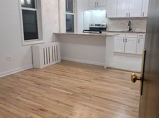 4-35 27th Ave #1B, Astoria, NY 11102