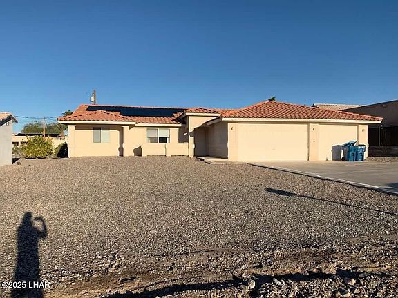 4th image of 3033 Oro Grande Blvd