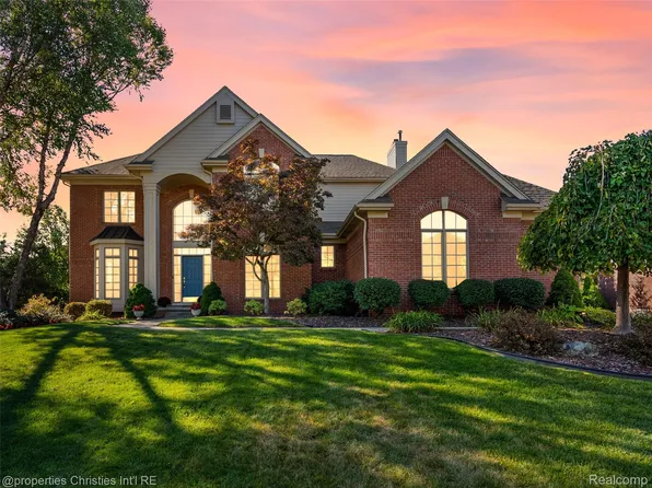 40053 Bexley Way, Northville, MI 48168