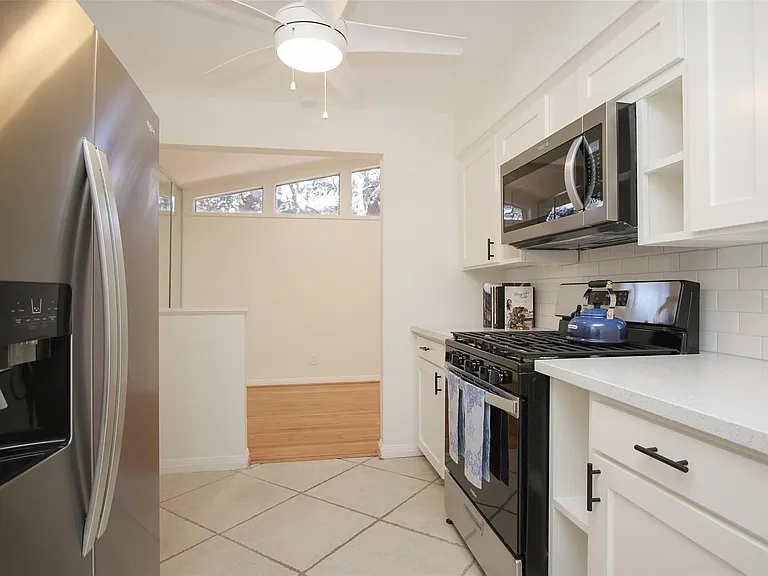 4609 Kinglet St — Photo 16