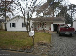 1945 Glen Oak Dr, Forked River, NJ 08731