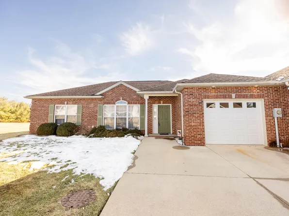 183 Saint Christopher Ct, Mascoutah, IL 62258