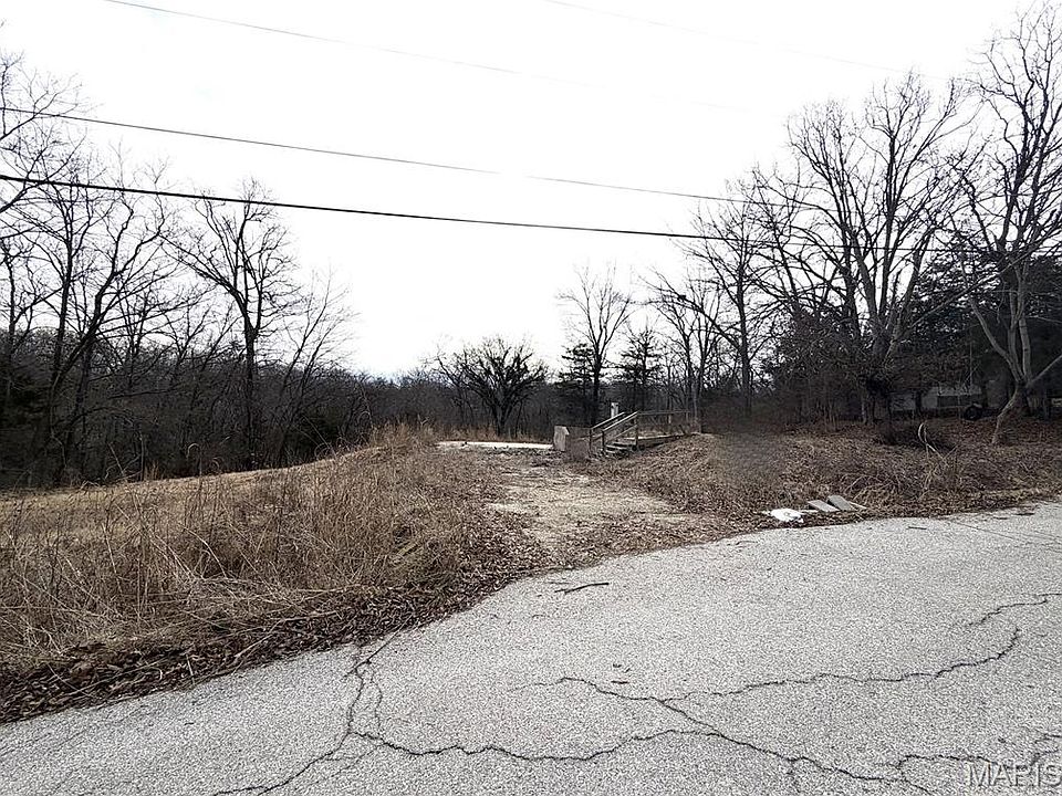 1st image of 324 Sirius Rd