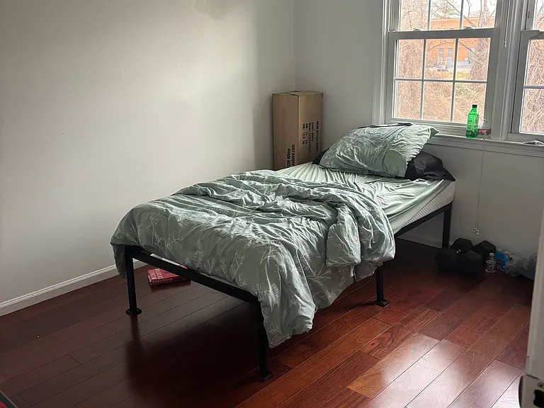 2803 Knollside Ln — Photo 3