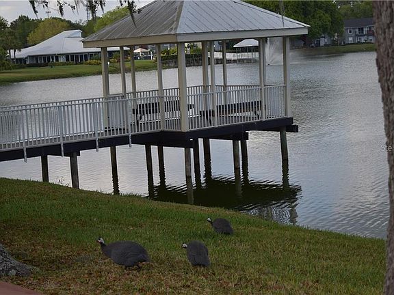 5th image of 314 Lake Parsons Grn Unit 101