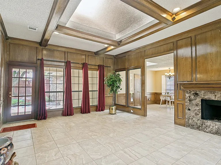 Tons of natural light with an open floor plan. Gas start fireplace.