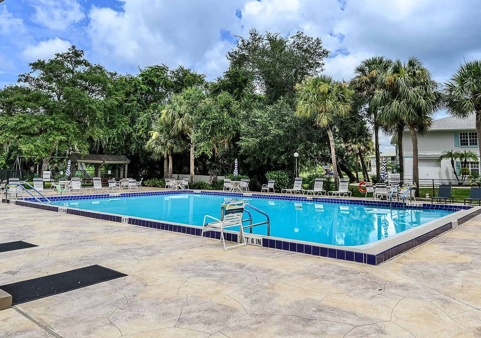 Turnkey Furnished Seasonal Rental In Port Charlotte — Photo 3