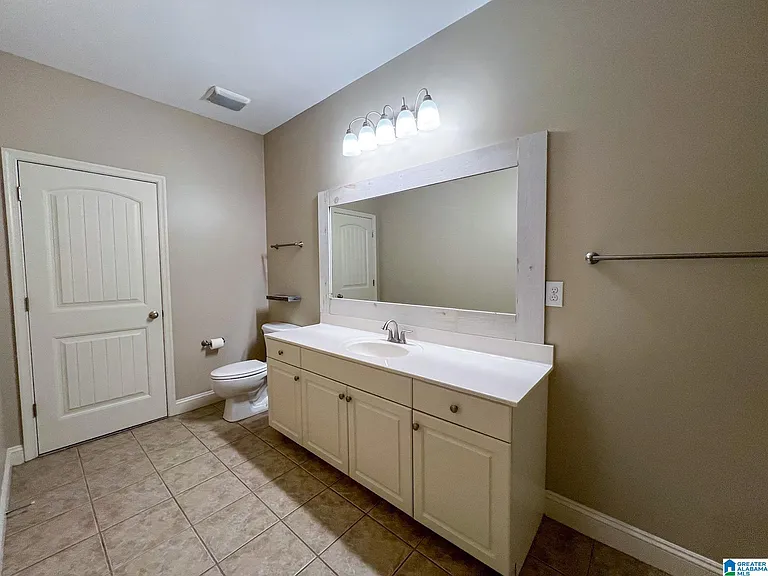 1117 Monaghan Dr — Photo 28