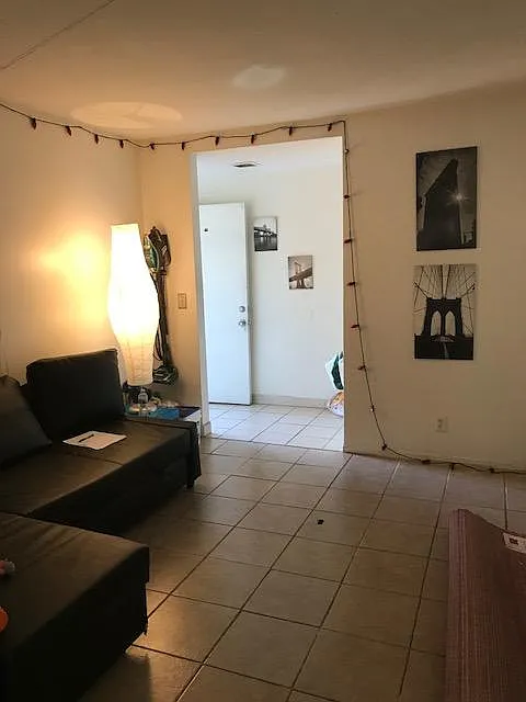 2 bed, 1065 sqft, $2,199 — Photo 4