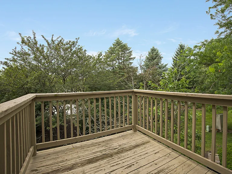 3073 Kentshire Cir — Photo 17