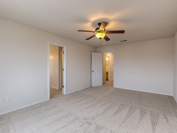 4th image of 1639 Corte Del Sol NW