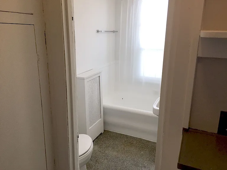 The Oakwood — Photo 18