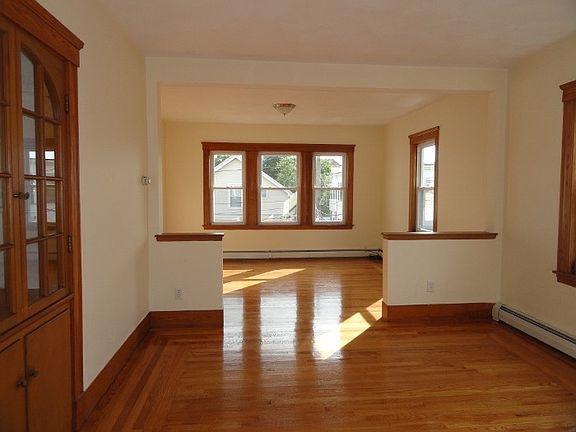 3rd image of 9 River Street Pl