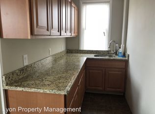 129 Sandringham Ave FL 2ND, Providence, RI 02908