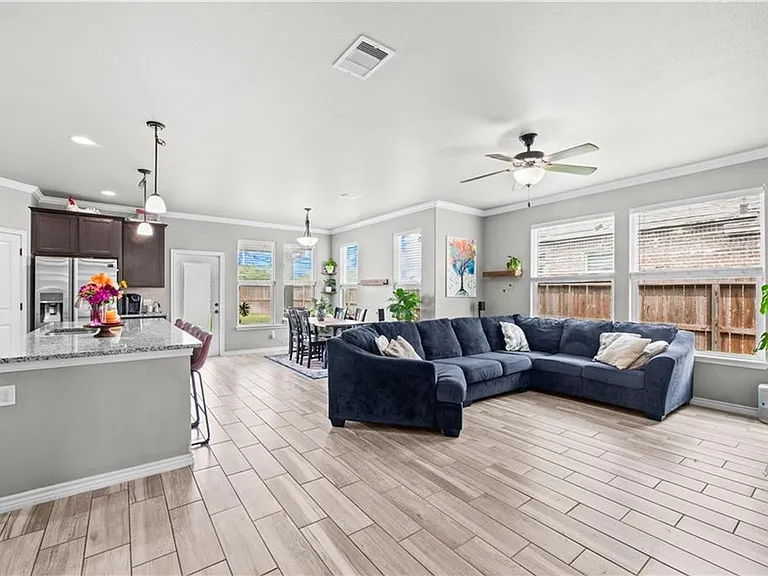 8130 Osprey St — Photo 16