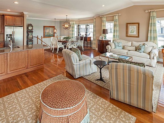 5th image of 35 Ocean Watch Ct #35