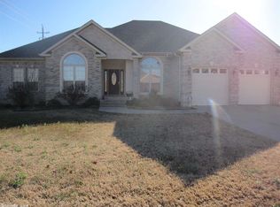 11 Crosswinds Dr, Cabot, AR 72023