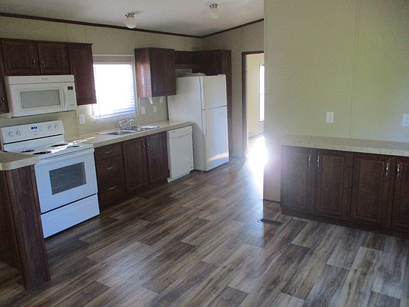 3rd image of 289 Silver Peak Dr #372