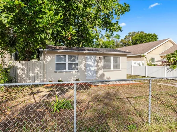 5604 43rd St N, Saint Petersburg, FL 33714