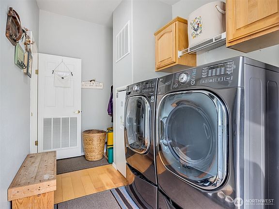 4th image of 29515 I Street