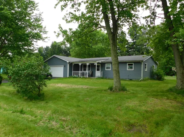 2689 E 1071 N, Demotte, IN 46310