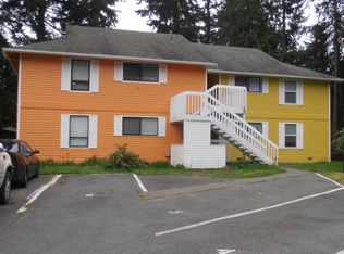 14025 61st Pl W APT C, Edmonds, WA 98026